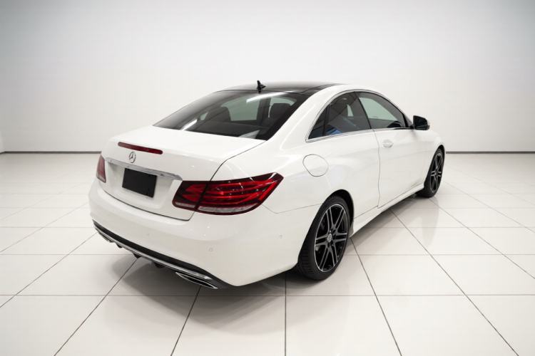 Used Mercedes-Benz E-Class 2016 E 200 Coupe Dynamic Edition Rear Right 45 Deg