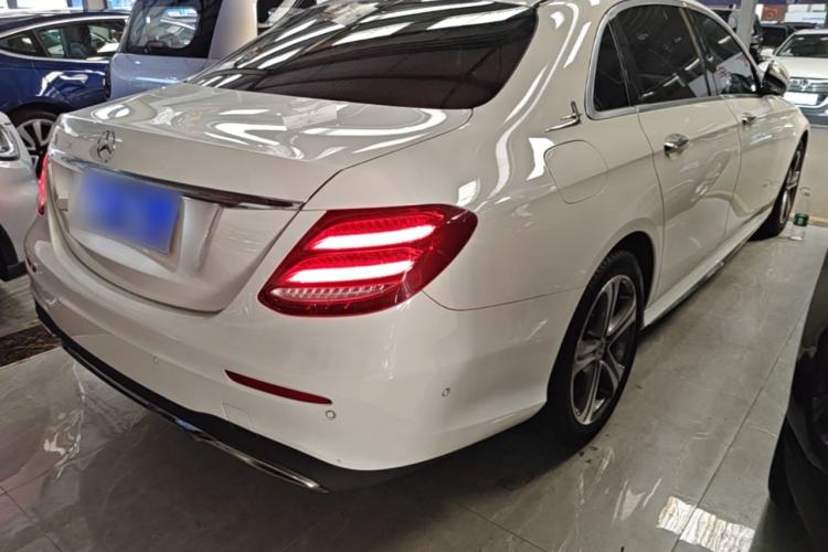 Used Mercedes-Benz E-Class 2016 E 200 L Sport Edition Rear Right 45 Deg