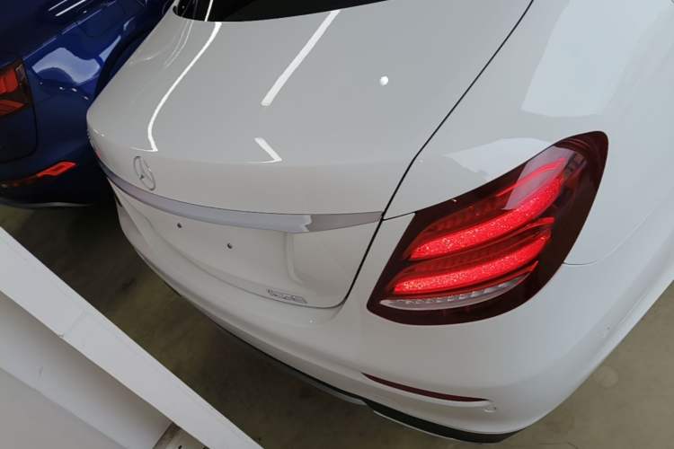 Used Mercedes-Benz E-Class 2016 E 300 L Sporty and Stylish Model Rear