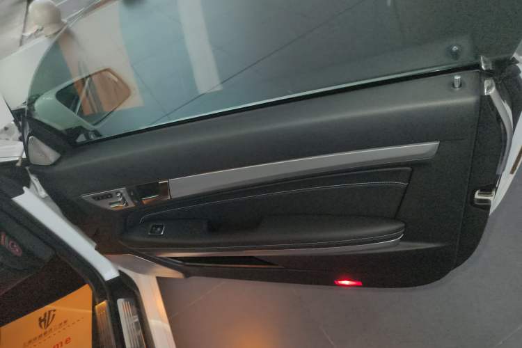 Used Mercedes-Benz E-Class 2016 E 260 Coupe Dynamic Edition Right Front Door Interior