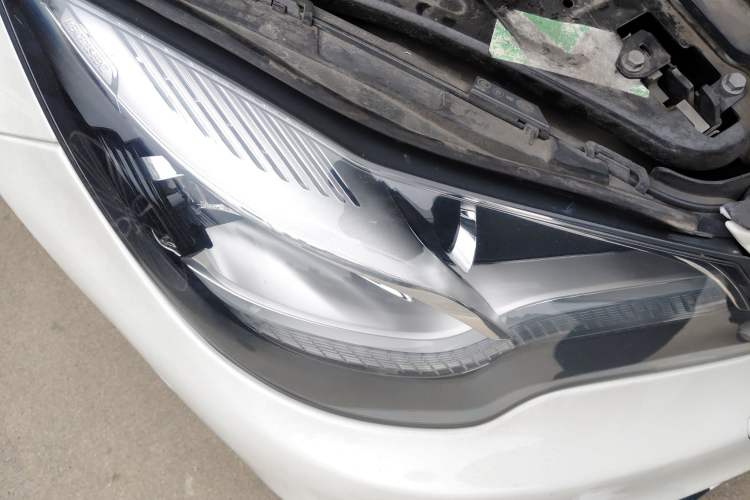 Used Mercedes-Benz E-Class 2016 E 200 Coupe Dynamic Edition Right Front Headlight