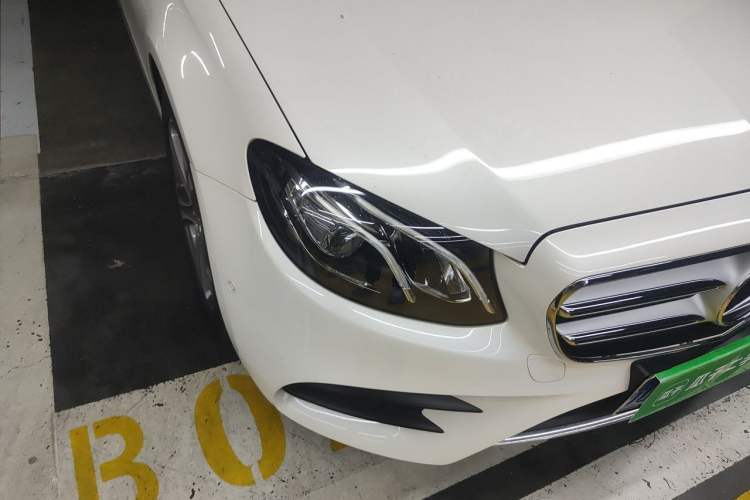 Used Mercedes-Benz E-Class 2016 E 200 L Sport Edition Right Front Headlight