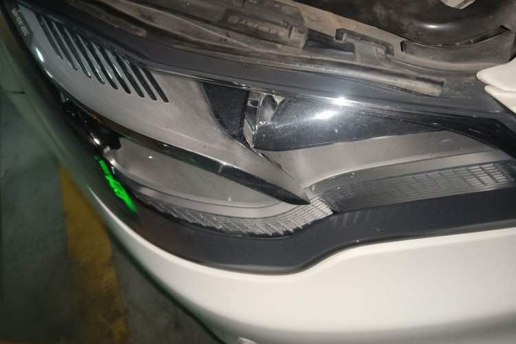 Used Mercedes-Benz E-Class 2016 E 200 Coupe Dynamic Edition Right Front Headlight