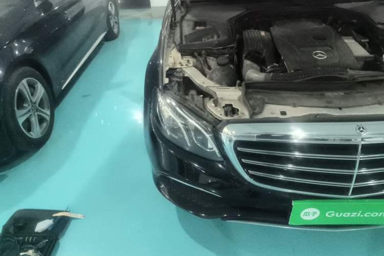 Used Mercedes-Benz E-Class 2016 E 300 L Stylish Model Right Front Headlight