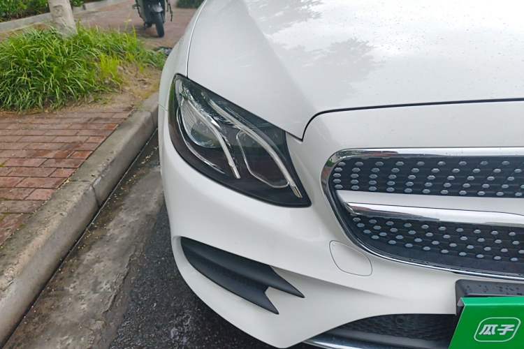 Used Mercedes-Benz E-Class 2016 E 200 L Sport Edition Right Front Headlight