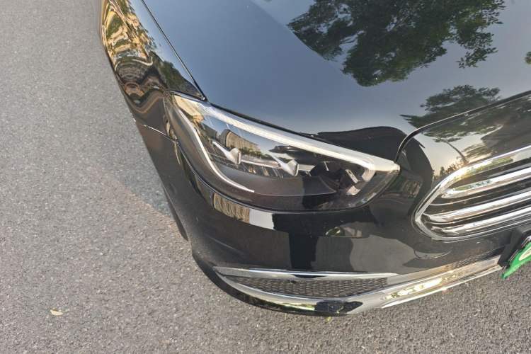 Used Mercedes-Benz E-Class 2016 E 200 L Sport Edition Right Front Headlight