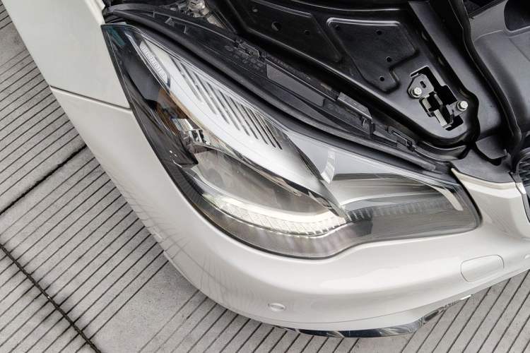 Used Mercedes-Benz E-Class 2016 E 200 Coupe Dynamic Edition Right Front Headlight