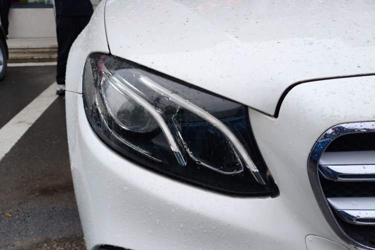 Used Mercedes-Benz E-Class 2016 E 200 L Sport Edition Right Front Headlight