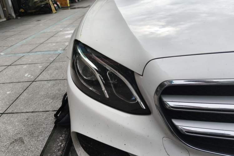 Used Mercedes-Benz E-Class 2016 E 200 L Sport Edition Right Front Headlight