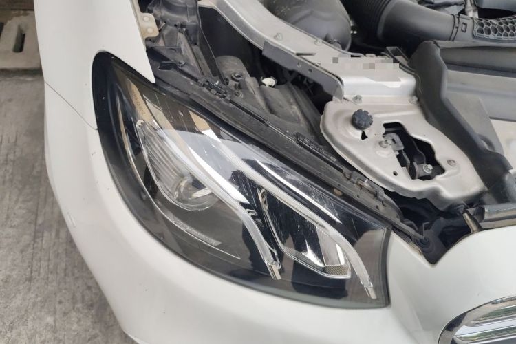 Used Mercedes-Benz E-Class 2016 E 200 L Sport Edition Right Front Headlight