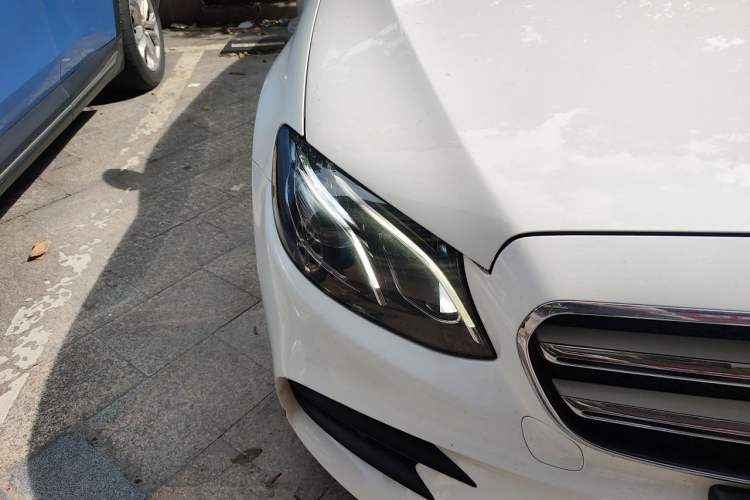 Used Mercedes-Benz E-Class 2016 E 200 L Sport Edition Right Front Headlight