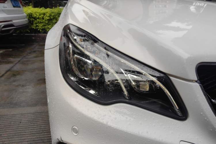 Used Mercedes-Benz E-Class 2016 E 260 Coupe Dynamic Edition Right Front Headlight