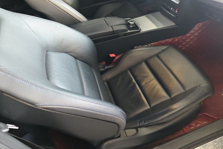 Used Mercedes-Benz E-Class 2016 E 200 Coupe Dynamic Edition Right Front Seat