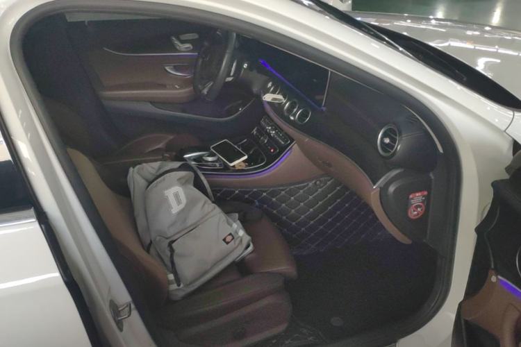 Used Mercedes-Benz E-Class 2016 E 200 L Sport Edition Right Front Seat