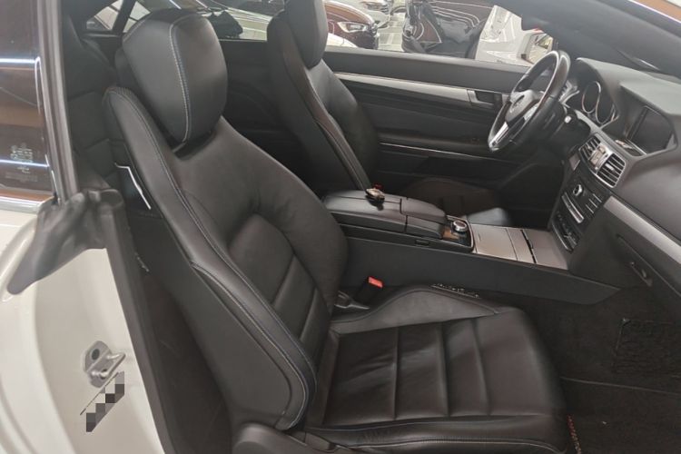 Used Mercedes-Benz E-Class 2016 E 200 Coupe Dynamic Edition Right Front Seat