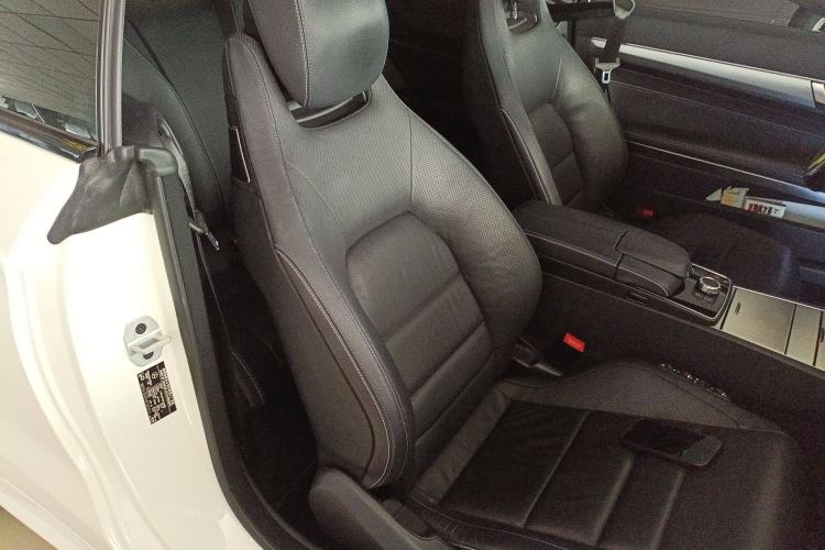 Used Mercedes-Benz E-Class 2016 E 200 Coupe Dynamic Edition Right Front Seat