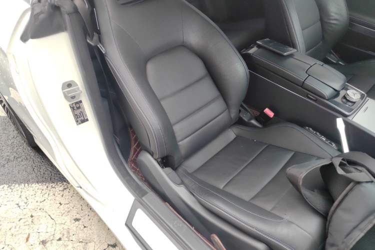Used Mercedes-Benz E-Class 2016 E 200 Coupe Dynamic Edition Right Front Seat