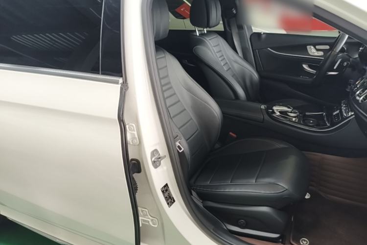 Used Mercedes-Benz E-Class 2016 E 300 L Sporty and Stylish Model Right Front Seat