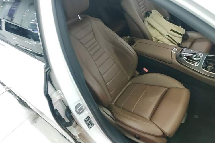 Used Mercedes-Benz E-Class 2016 E 200 L Sport Edition Right Front Seat