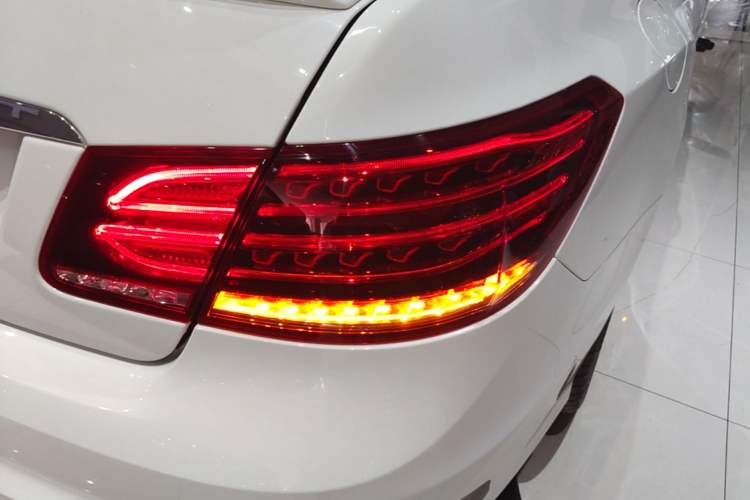 Used Mercedes-Benz E-Class 2016 E 200 Coupe Dynamic Edition Right Rear Taillight