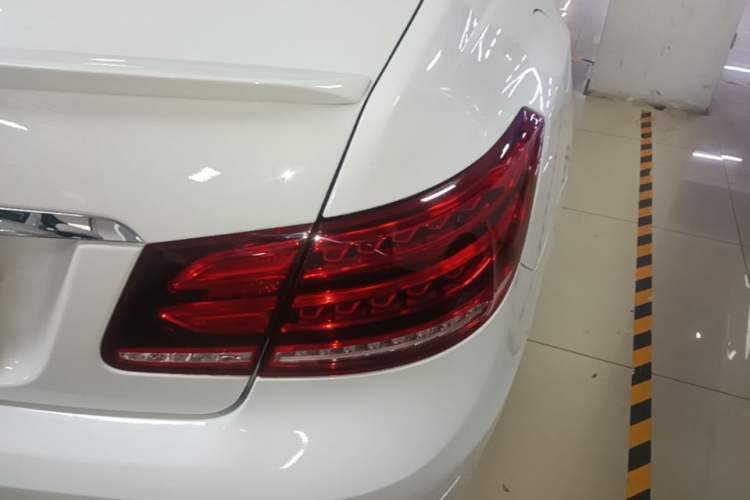 Used Mercedes-Benz E-Class 2016 E 260 Coupe Dynamic Edition Right Rear Taillight