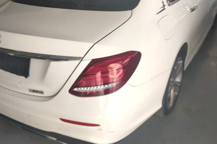 Used Mercedes-Benz E-Class 2016 E 200 L Sport Edition Right Rear Taillight