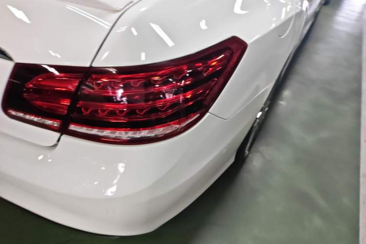 Used Mercedes-Benz E-Class 2016 E 200 Coupe Dynamic Edition Right Rear Taillight