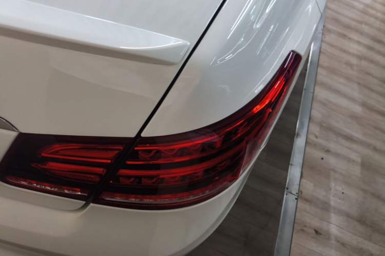 Used Mercedes-Benz E-Class 2016 E 200 Coupe Dynamic Edition Right Rear Taillight