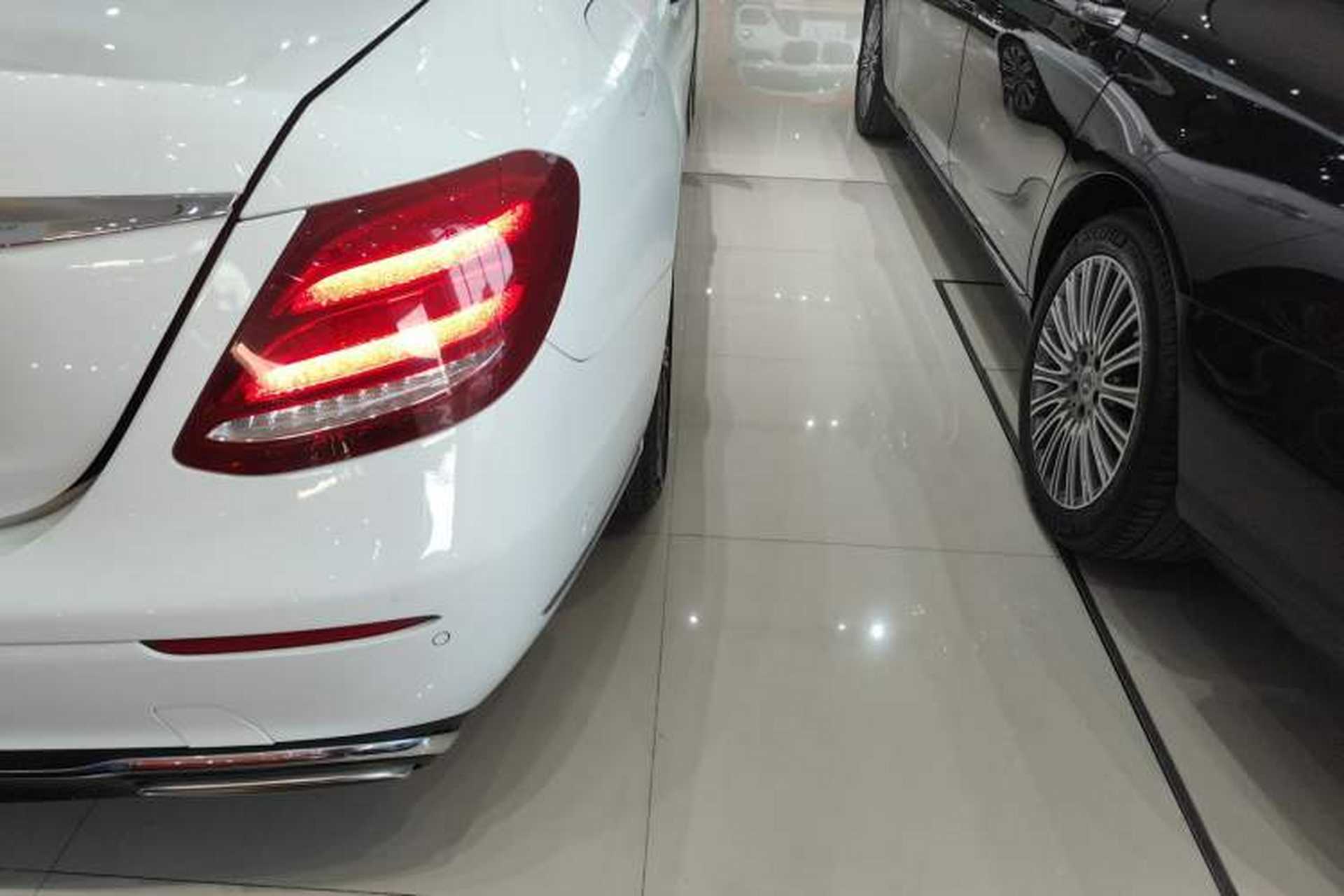 Used Mercedes-Benz E-Class 2016 E 300 L Luxury Model Right Rear Taillight