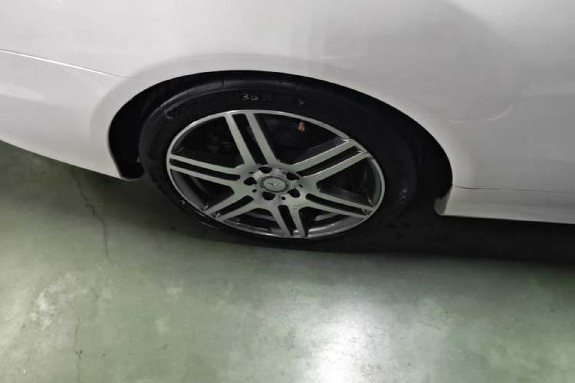 Used Mercedes-Benz E-Class 2016 E 200 Coupe Dynamic Edition Right Rear Wheel Hub