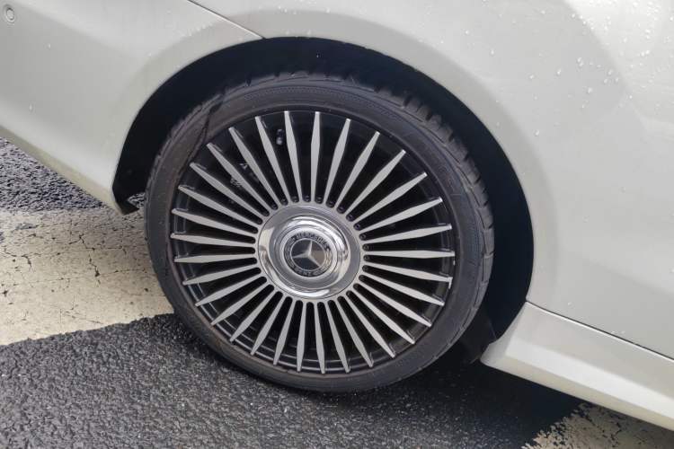 Used Mercedes-Benz E-Class 2016 E 200 Coupe Dynamic Edition Right Rear Wheel Hub