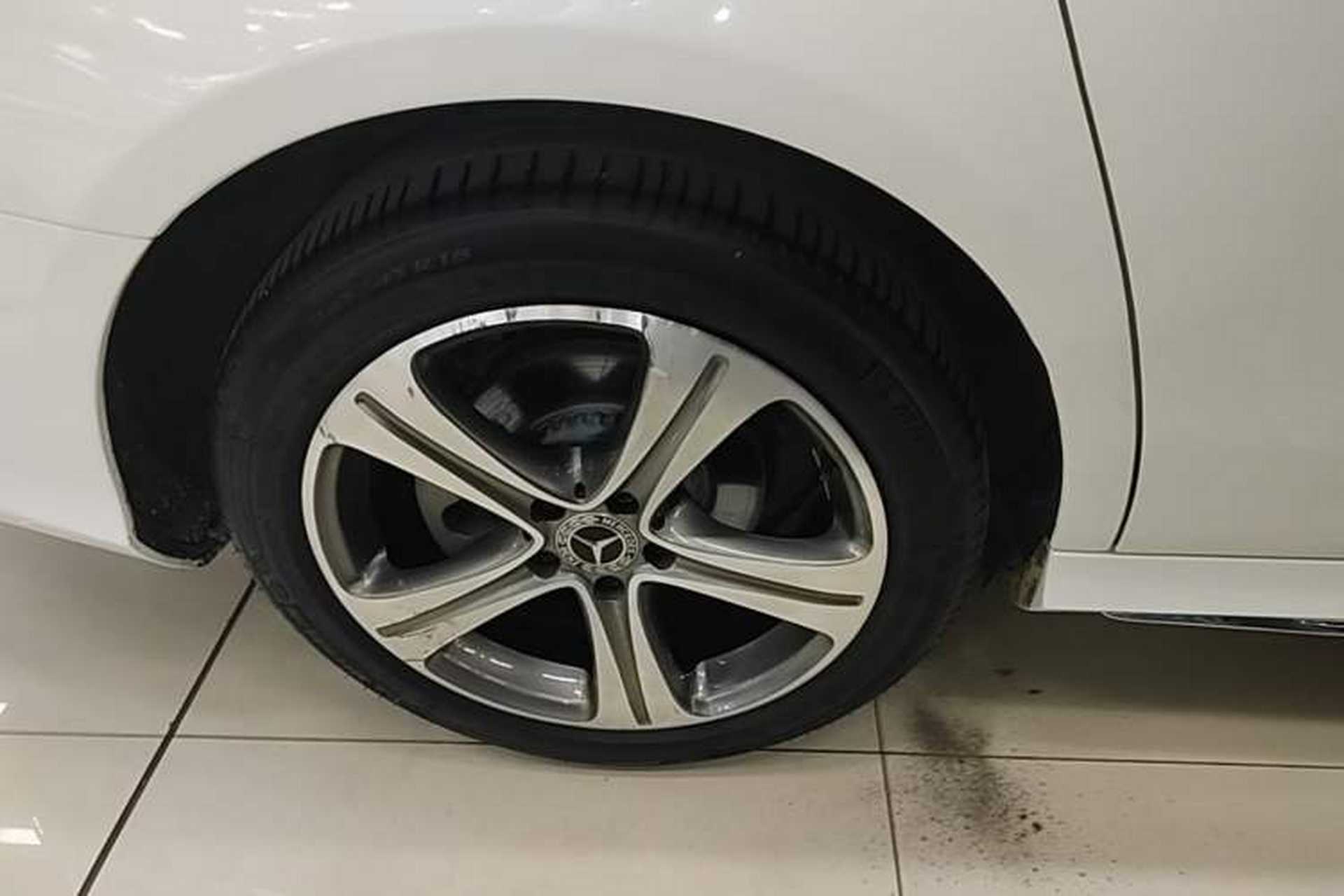 Used Mercedes-Benz E-Class 2016 E 200 L Sport Edition Right Rear Wheel Hub