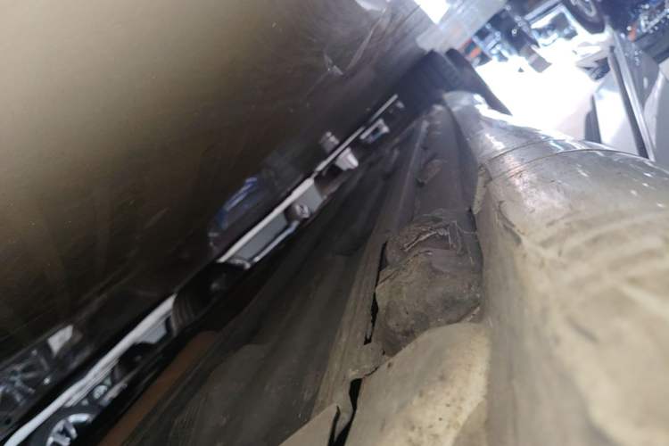 Used Mercedes-Benz E-Class 2016 E 200 Coupe Dynamic Edition Right Side Sill