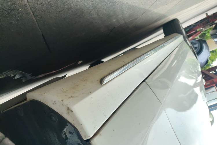 Used Mercedes-Benz E-Class 2016 E 200 L Sport Edition Right Side Sill