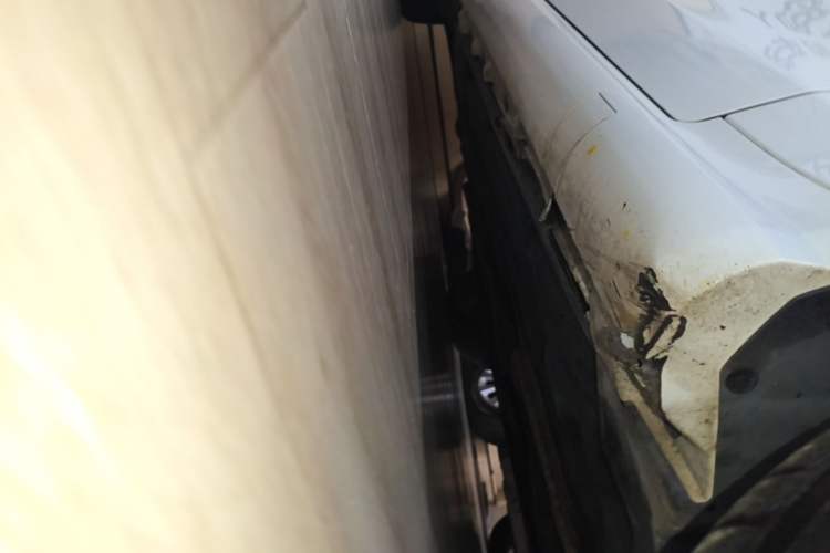 Used Mercedes-Benz E-Class 2016 E 200 Coupe Dynamic Edition Right Side Sill