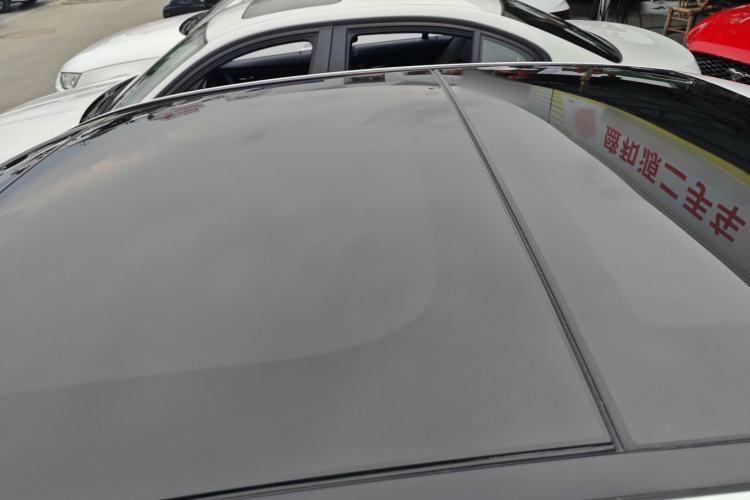 Used Mercedes-Benz E-Class 2016 E 200 L Sport Edition Roof