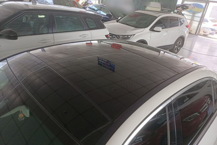 Used Mercedes-Benz E-Class 2016 E 300 L Sport Luxury Model Roof
