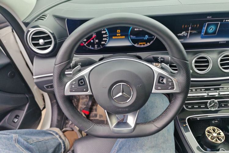 Used Mercedes-Benz E-Class 2016 E 200 L Sport Edition Steering Wheel