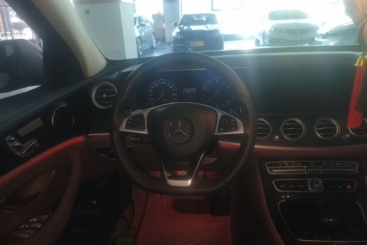 Used Mercedes-Benz E-Class 2016 E 200 L Sport Edition Steering Wheel