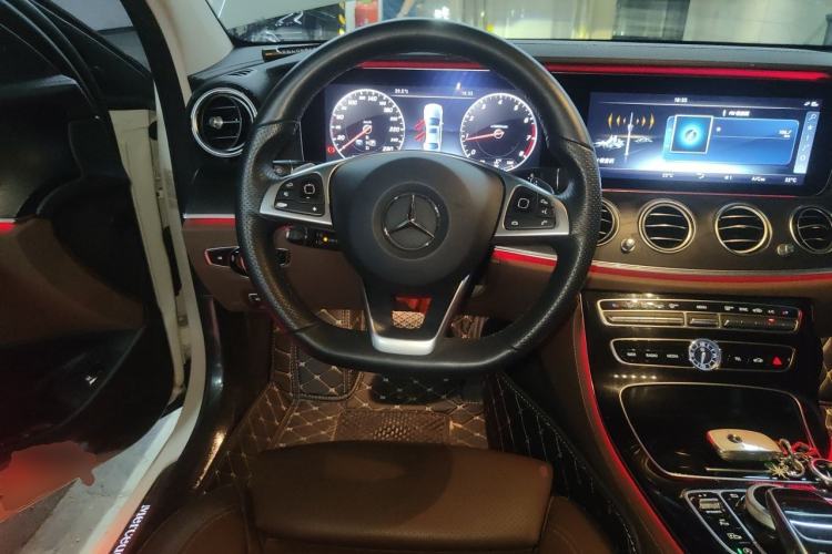 Used Mercedes-Benz E-Class 2016 E 200 L Sport Edition Steering Wheel