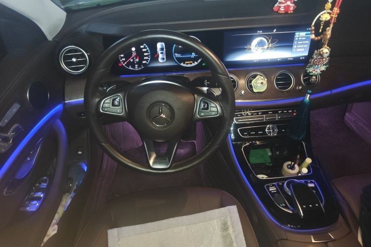 Used Mercedes-Benz E-Class 2016 E 300 L Stylish Model Steering Wheel