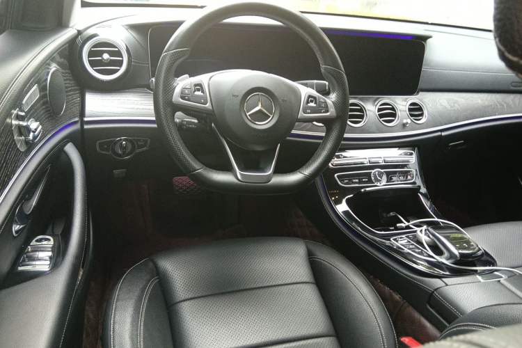 Used Mercedes-Benz E-Class 2016 E 300 L Sporty and Stylish Model Steering Wheel
