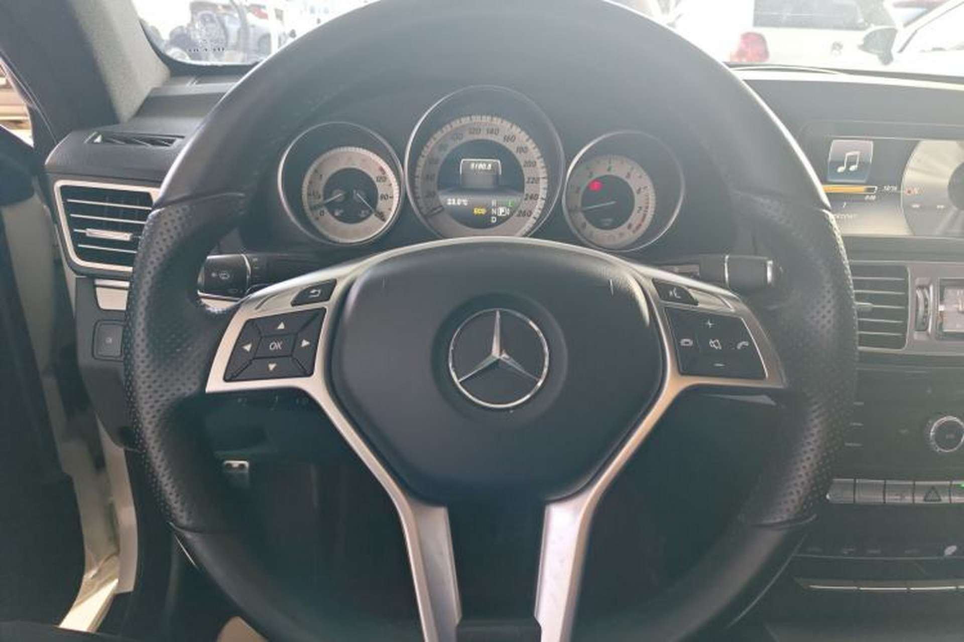 Used Mercedes-Benz E-Class 2016 E 200 Coupe Dynamic Edition Steering Wheel