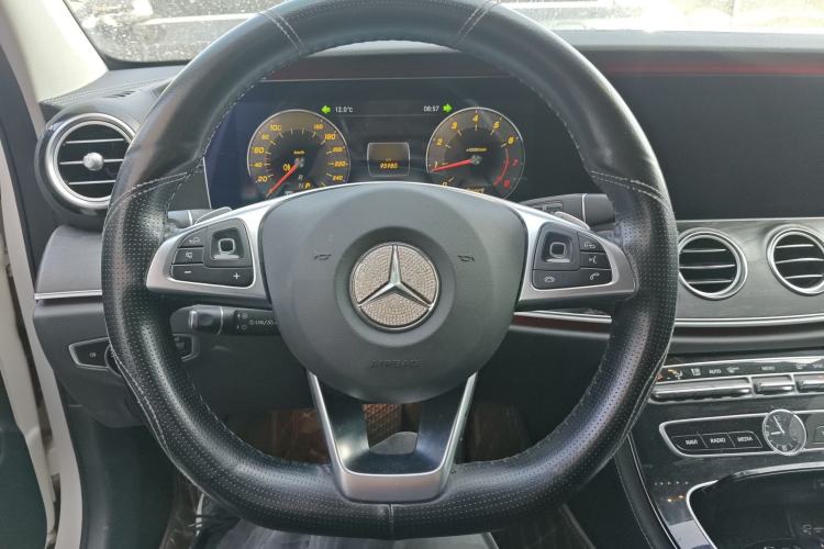 Used Mercedes-Benz E-Class 2016 E 300 L Sporty and Stylish Model Steering Wheel