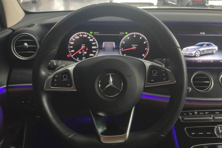 Used Mercedes-Benz E-Class 2016 E 200 L Sport Edition Steering Wheel