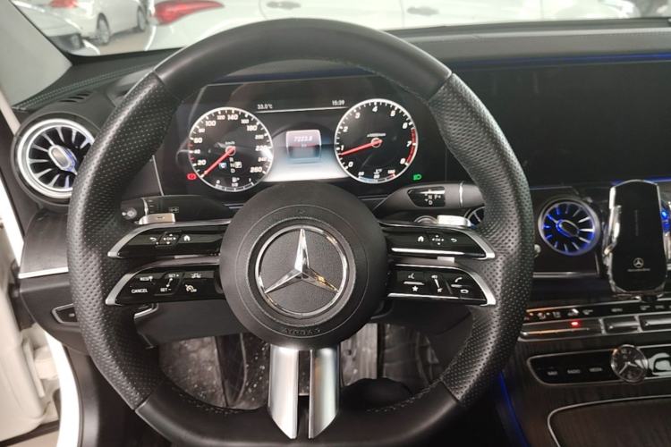 Used Mercedes-Benz E-Class 2016 E 300 L Sporty and Stylish Model Steering Wheel