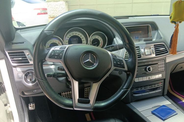 Used Mercedes-Benz E-Class 2016 E 200 Coupe Dynamic Edition Steering Wheel
