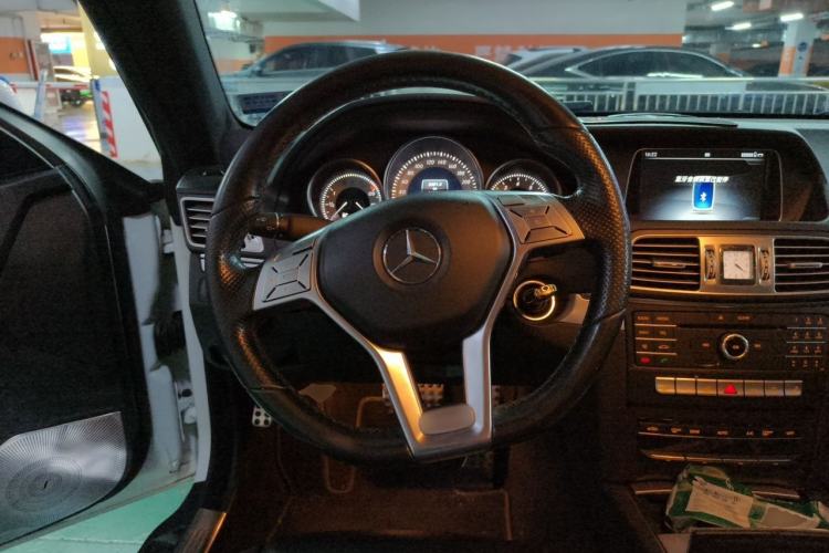 Used Mercedes-Benz E-Class 2016 E 200 Coupe Dynamic Edition Steering Wheel
