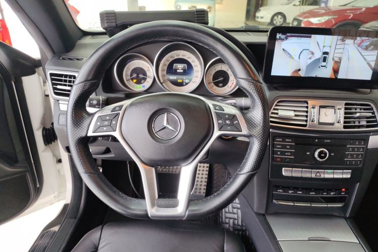 Used Mercedes-Benz E-Class 2016 E 200 Coupe Dynamic Edition Steering Wheel