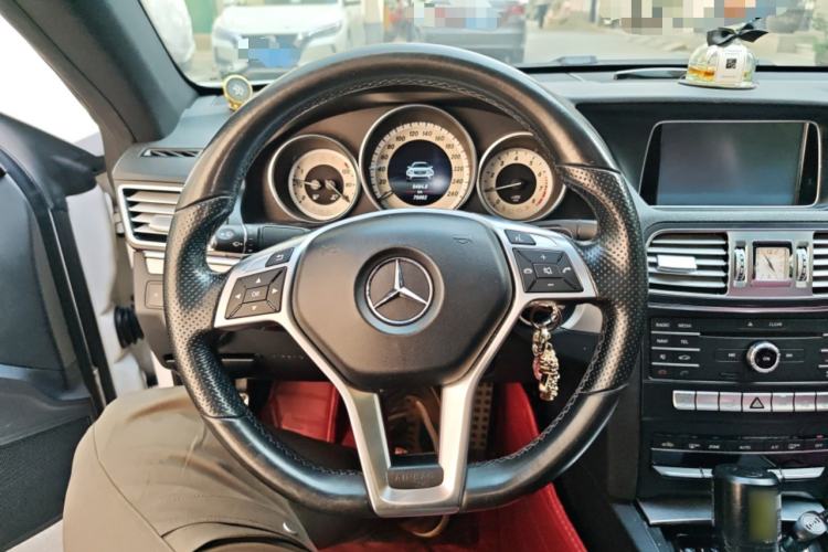 Used Mercedes-Benz E-Class 2016 E 200 Coupe Dynamic Edition Steering Wheel